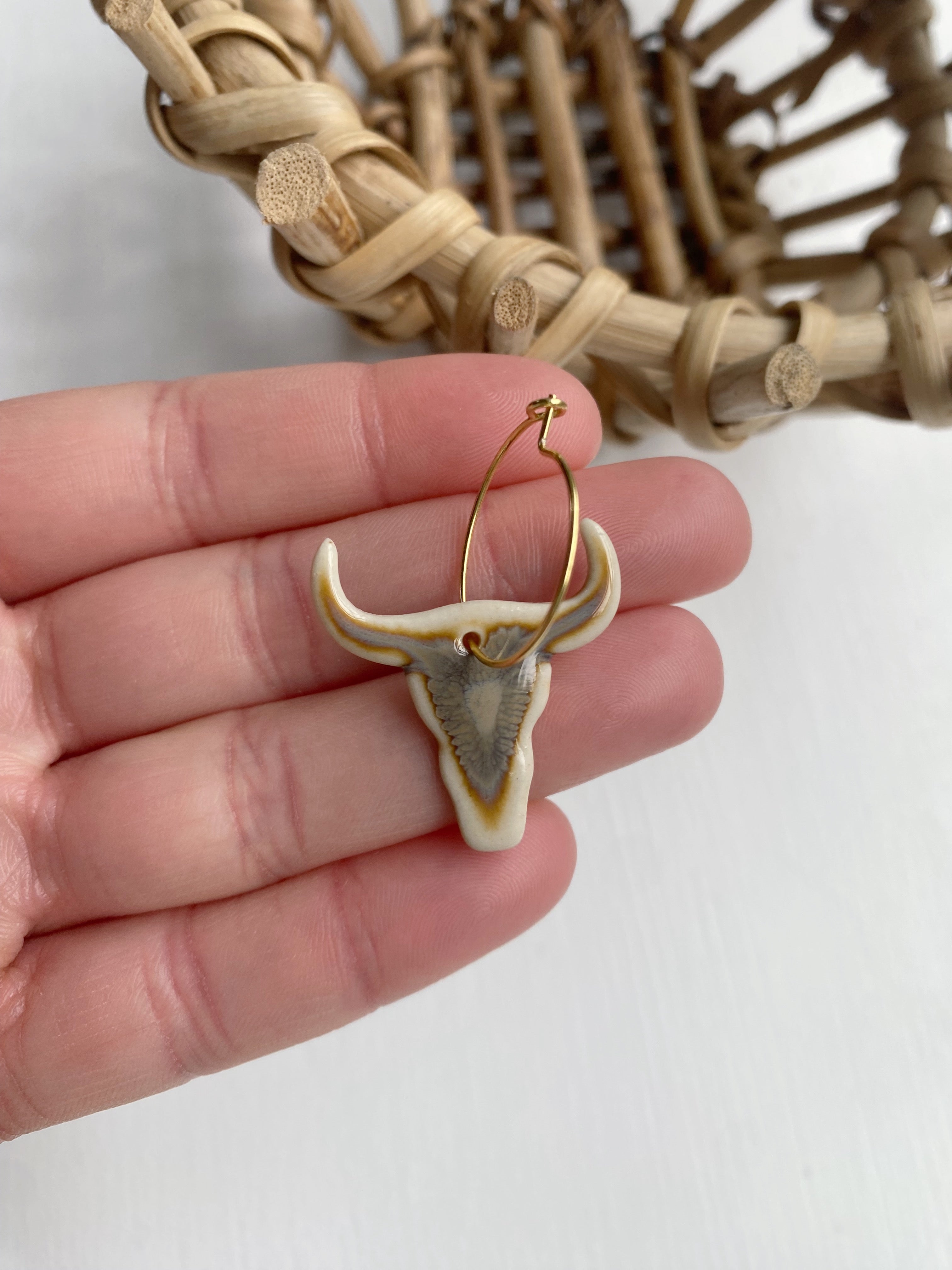 Bull Horn Hoop